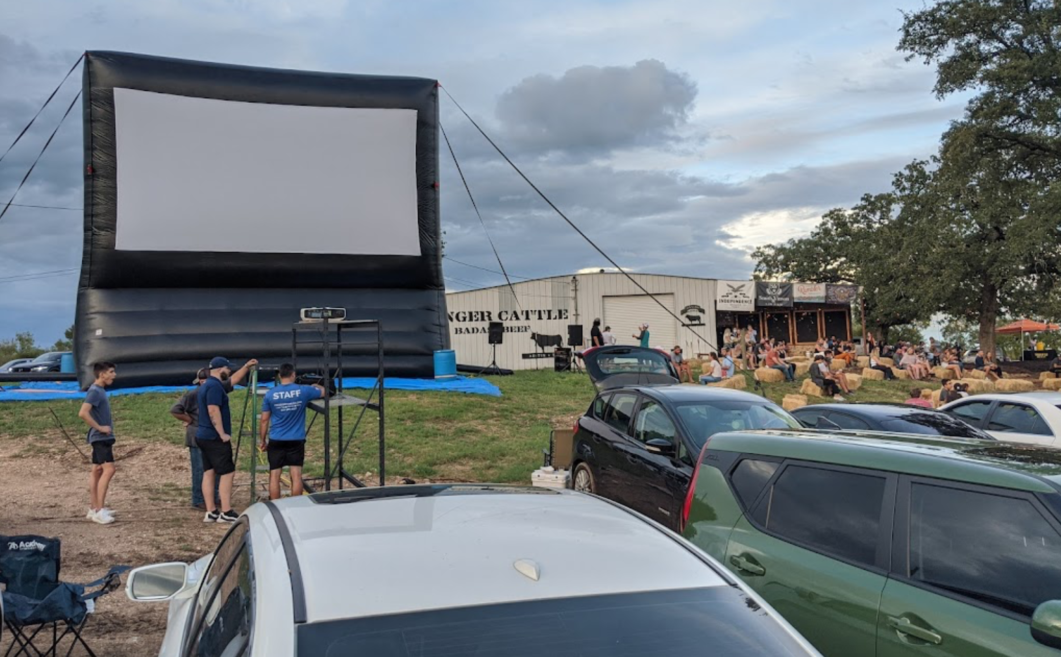 5 Memorable Drive-In Movie Theaters in Austin