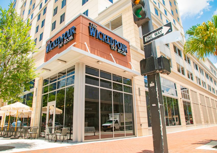 bars in downtown tampa