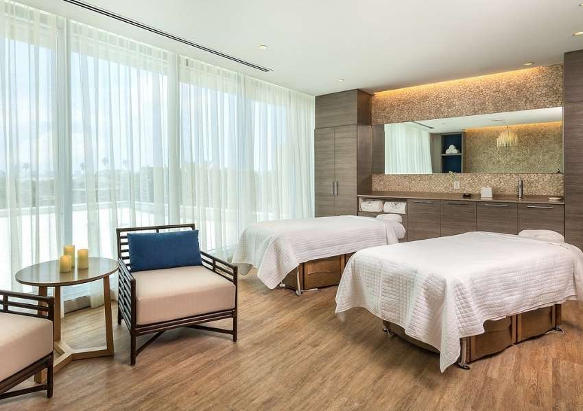 hotels in clearwater beach