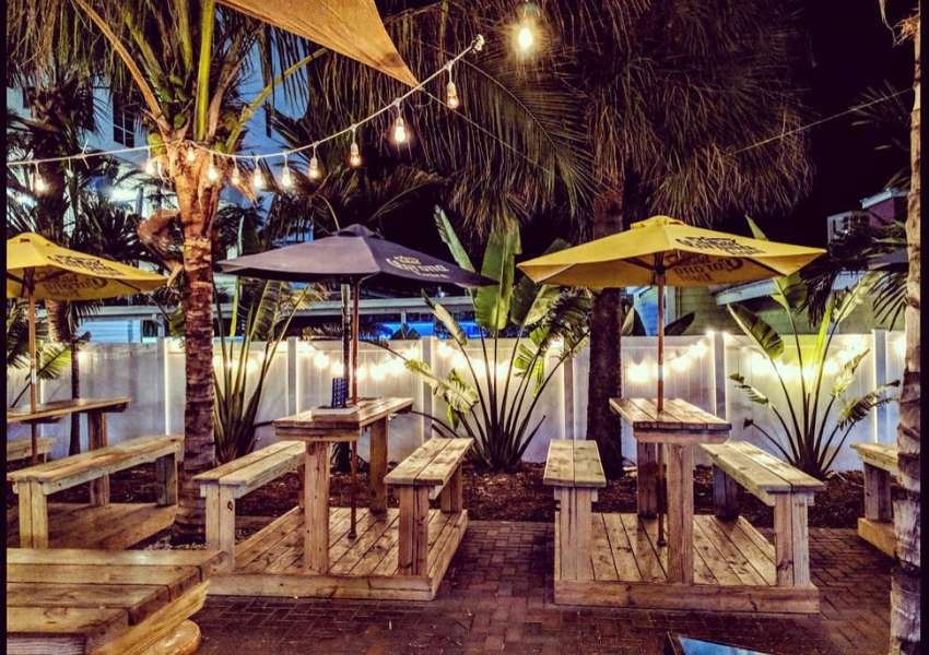 Best Beach Bars in Clearwater