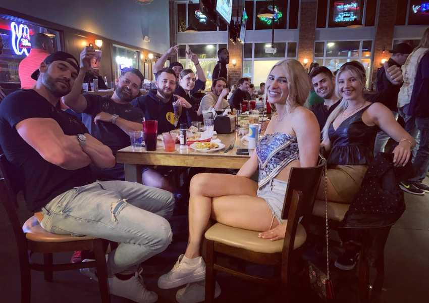 Restaurants in Sarasota with Happy Hours You Can't Miss