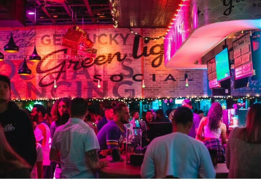 sports bars in downtown Austin