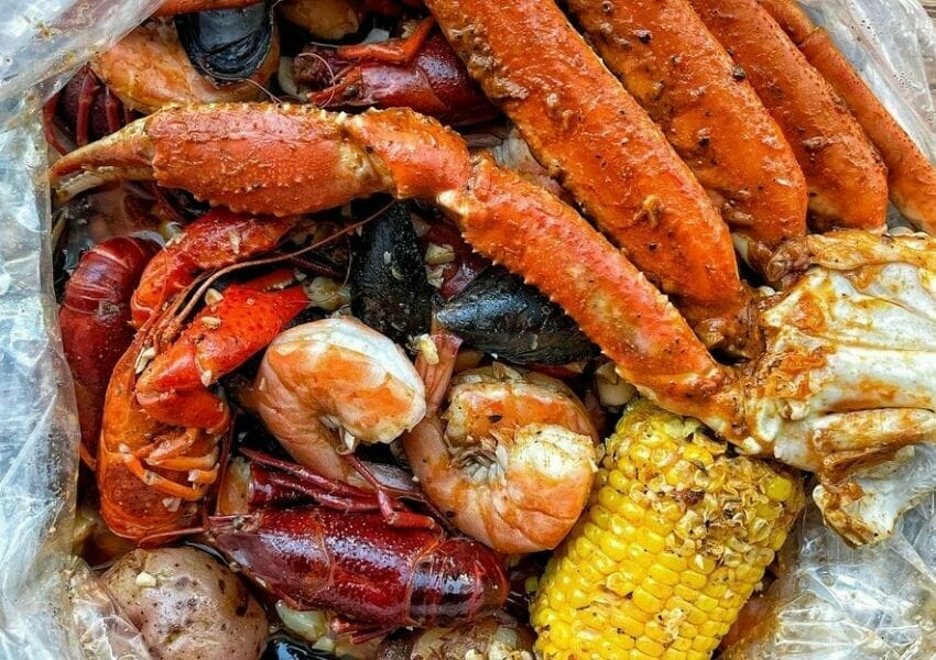 Best Places for Seafood Boil and Crab Legs in Orlando