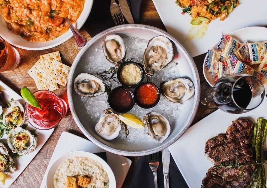 7 Restaurants in St. Pete to Visit for the Best Oysters