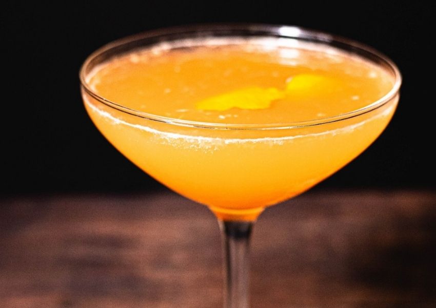 Top Happy Hours in Downtown St. Pete to Celebrate with Friends