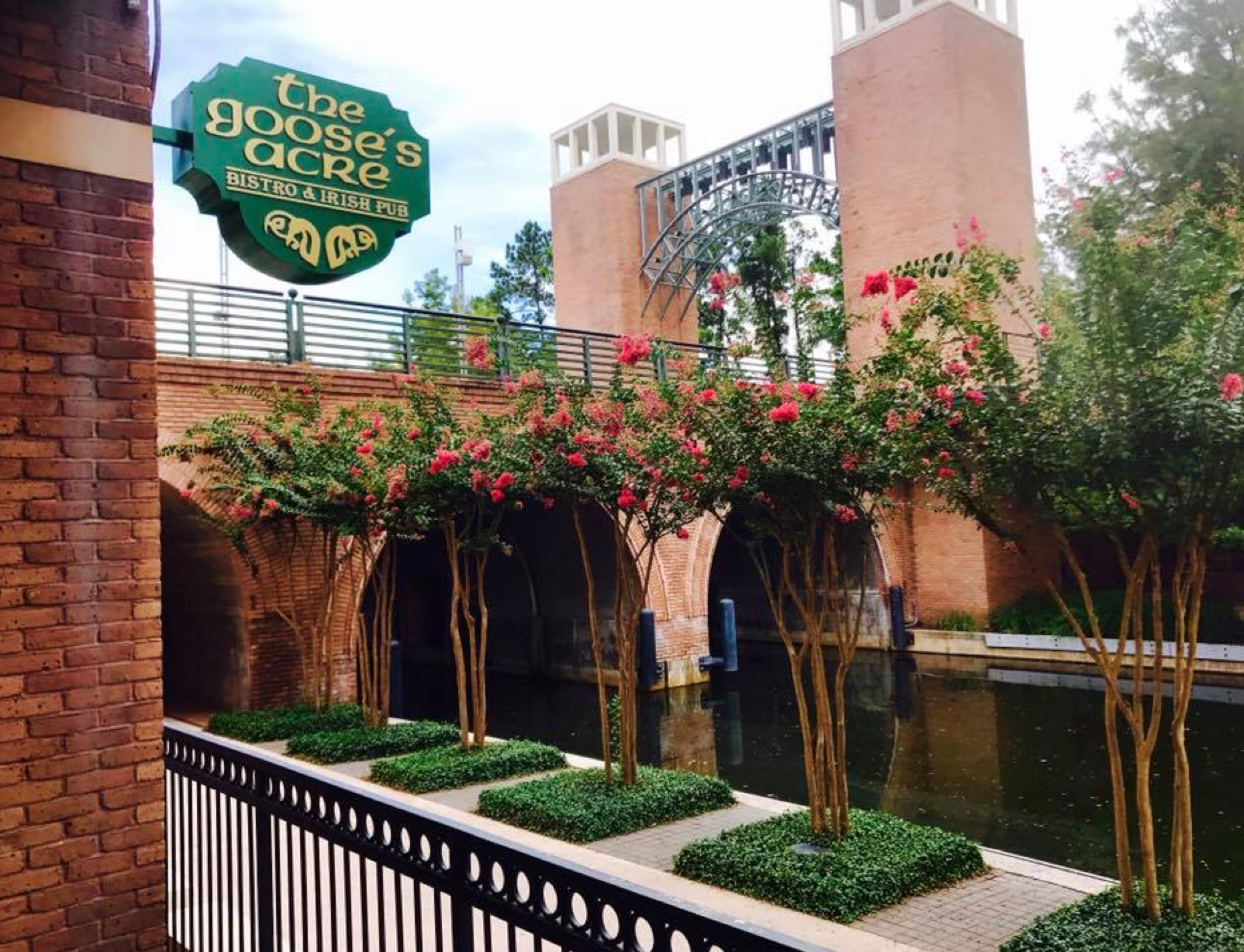restaurants in The Woodlands