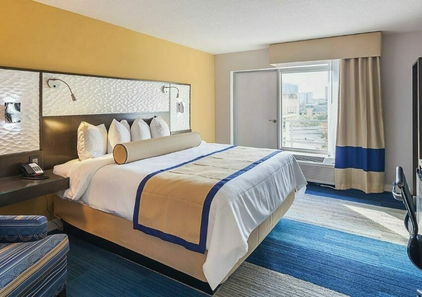 Luxurious Riverfront Hotels in Downtown Jacksonville