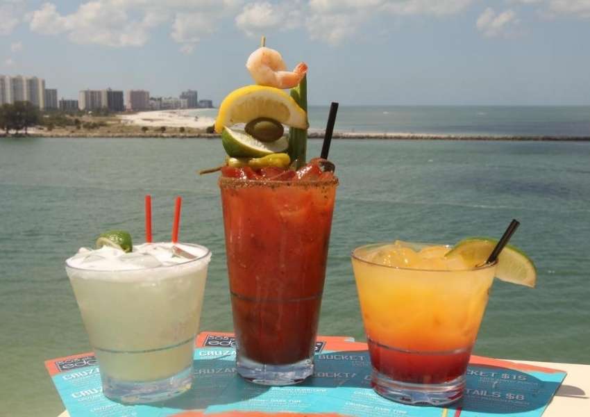 happy hour in Clearwater