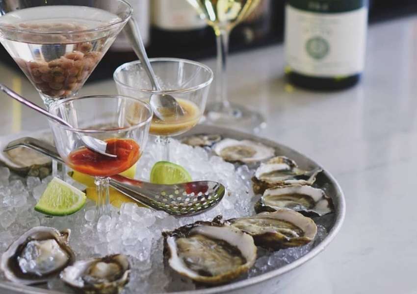 7 Restaurants in St. Pete to Visit for the Best Oysters