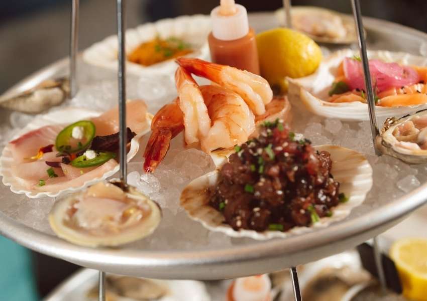 7 Restaurants in St. Pete to Visit for the Best Oysters