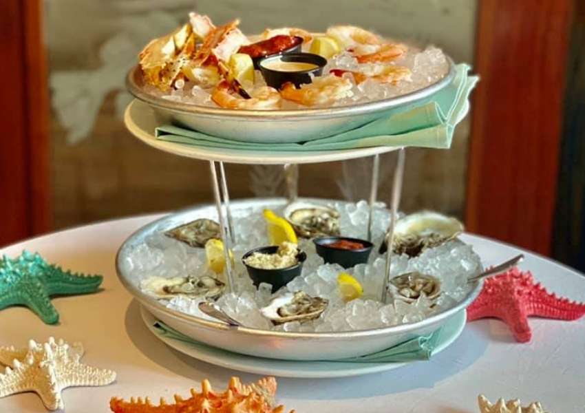 7 Restaurants in St. Pete to Visit for the Best Oysters