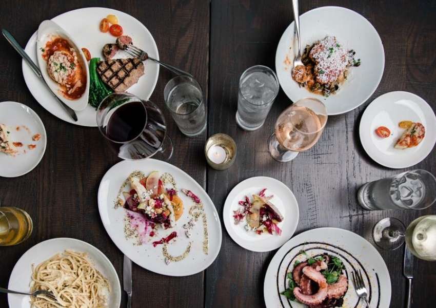 restaurants in channelside