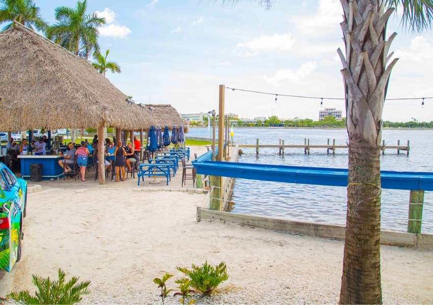 waterfront restaurants in Bradenton