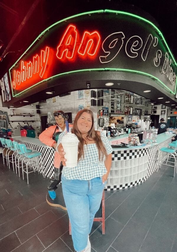Alex-Johnny-angels-Things-to-do-in-Jacksonville-Guide-600-x-850-px.jpg Alex-Johnny-angels-Things-to-do-in-Jacksonville-Guide-600-x-850-px.jpg