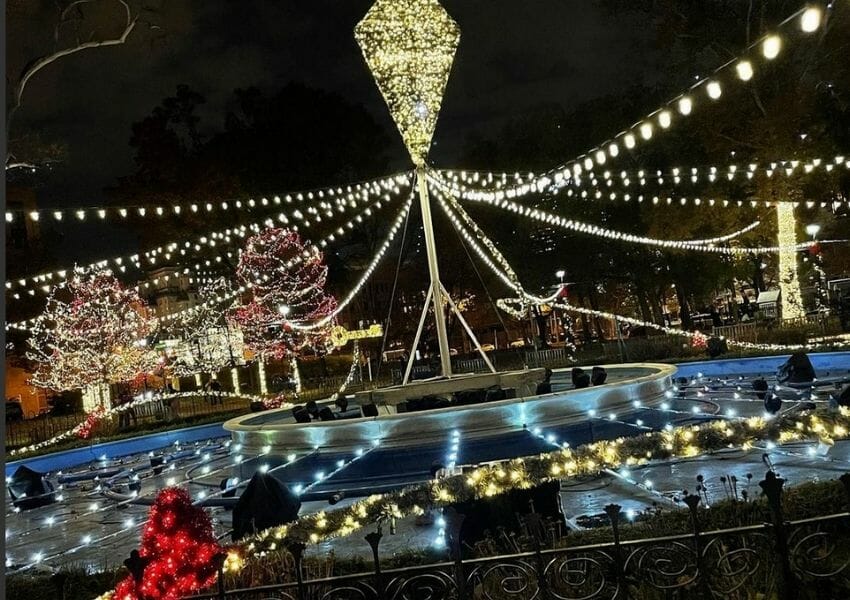 holiday lights in Philadelphia