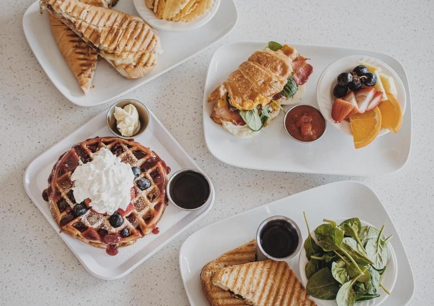 Here‘s Where to Grab Boozy to Baked Fresh Brunch in Avalon Park