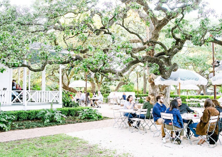 Romantic & Classy: Dining Near Congress