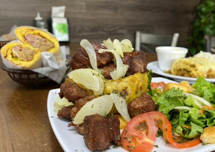 budget-friendly food stops across orlando