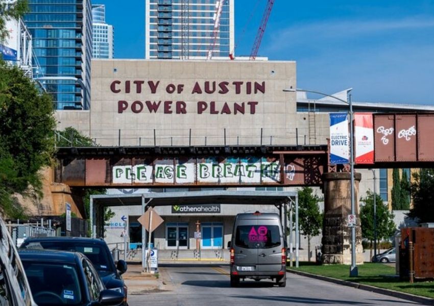 All Aboard! Get acquainted with 13 Tours in Austin