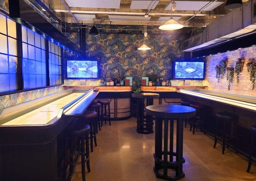 Bars with games in Dallas Electric Shuffle-dallas-thingstodoindallas (2)