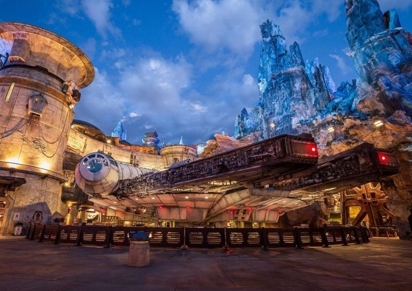 first date ideas in disney world