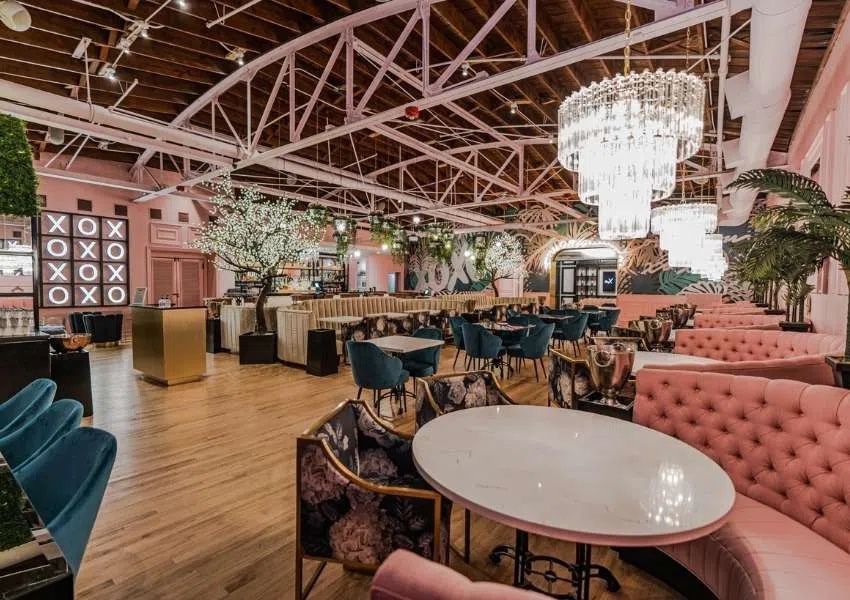 XOXO Dining Room & Garden