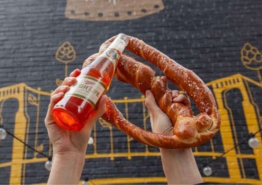 Biergarten Hotel Monaco soft pretzel