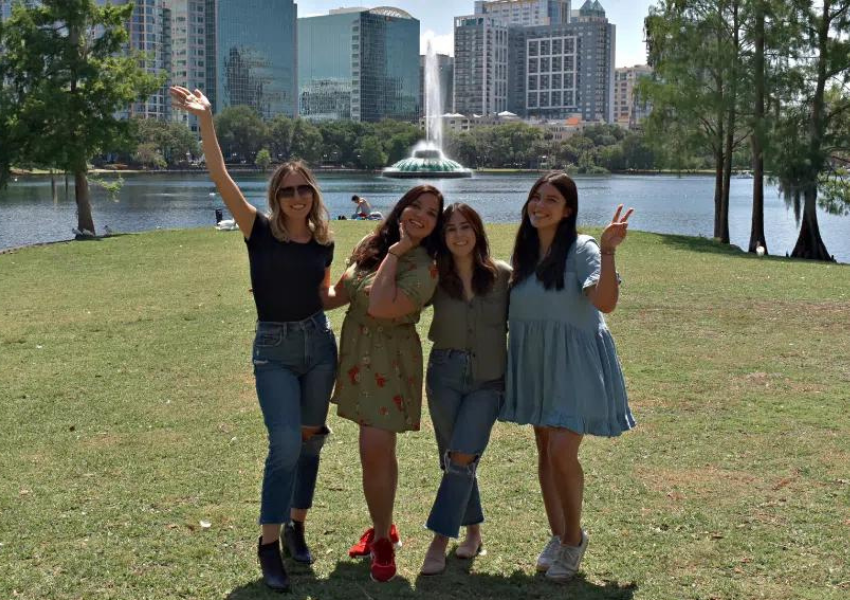 Lake Eola Picnic Fun in Downtown Orlando