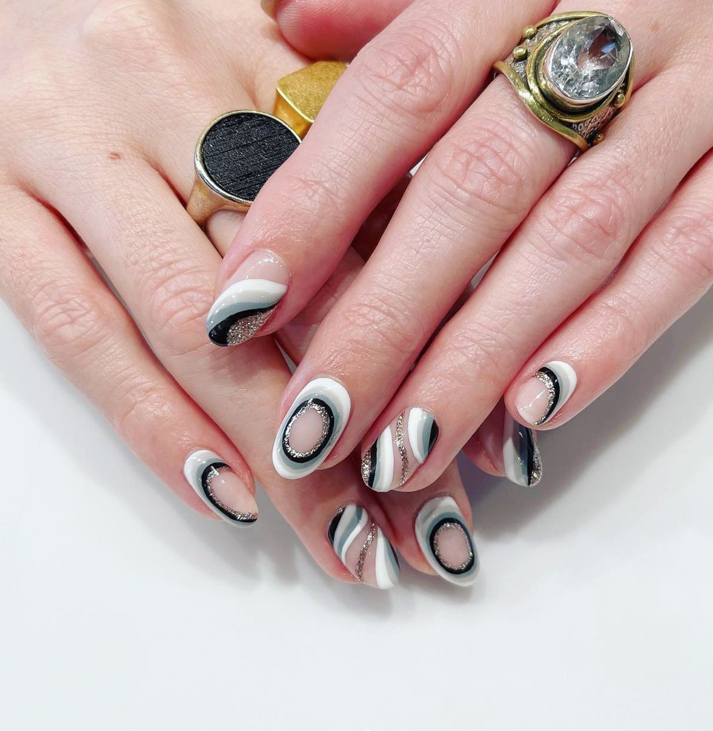 5+ Nail Salons in Austin: Treat Yourself Today