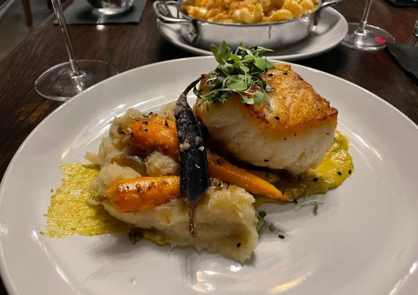 restaurants in channelside