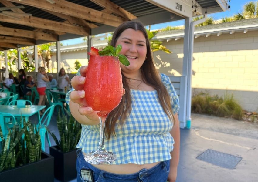 The Inside Scoop About Local Favorite: Slider's Oyster Bar