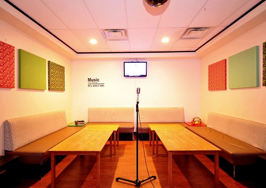 Top 7 Karaoke Spots in Austin To Unleash Your Inner Diva