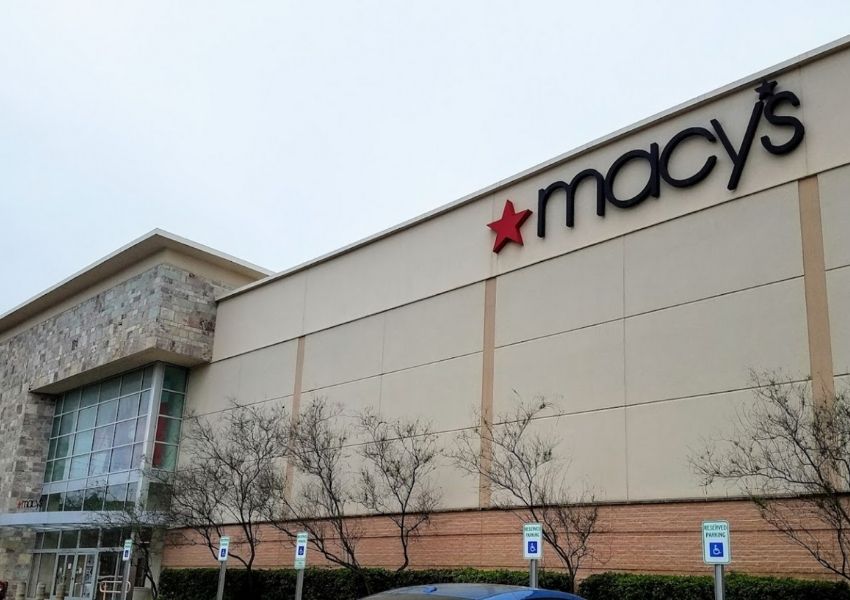 stores in the domain with seats for your man