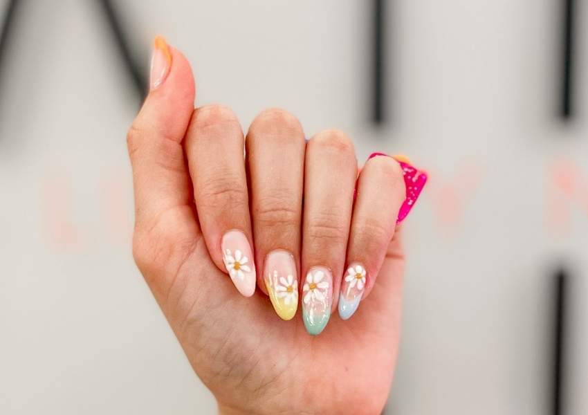 nail salons in Dallas