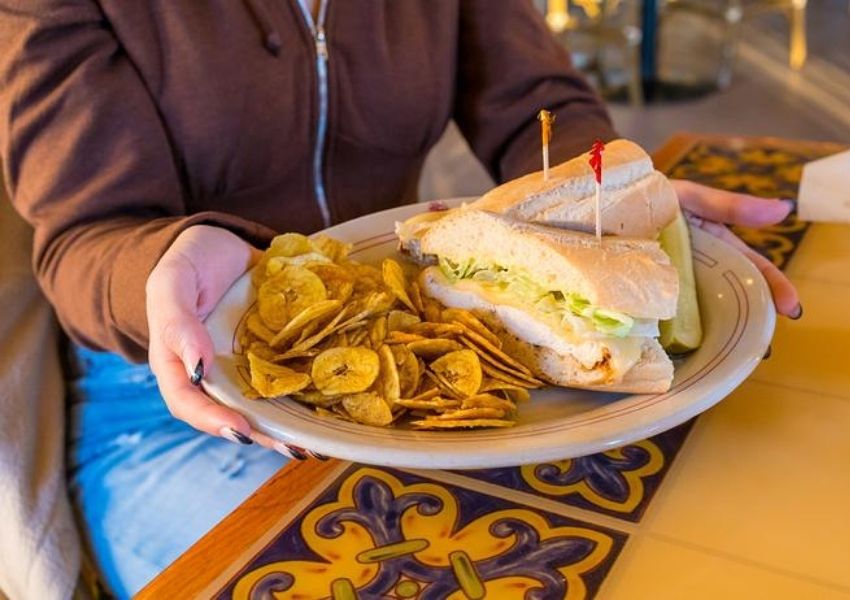 restaurants in channelside