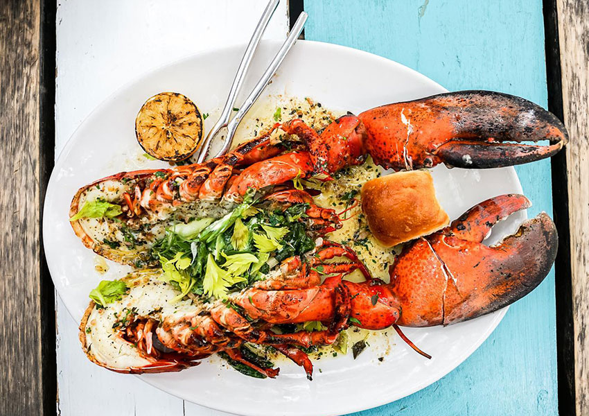 The Most Delicious Seafood Restaurants in Downtown Austin