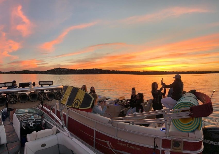 boat rentals in austin