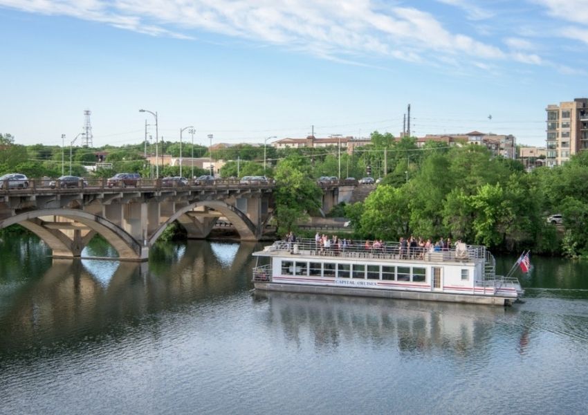 boat rentals in austin