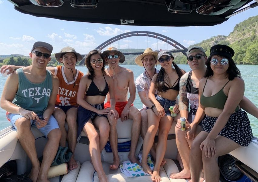 boat rentals in austin