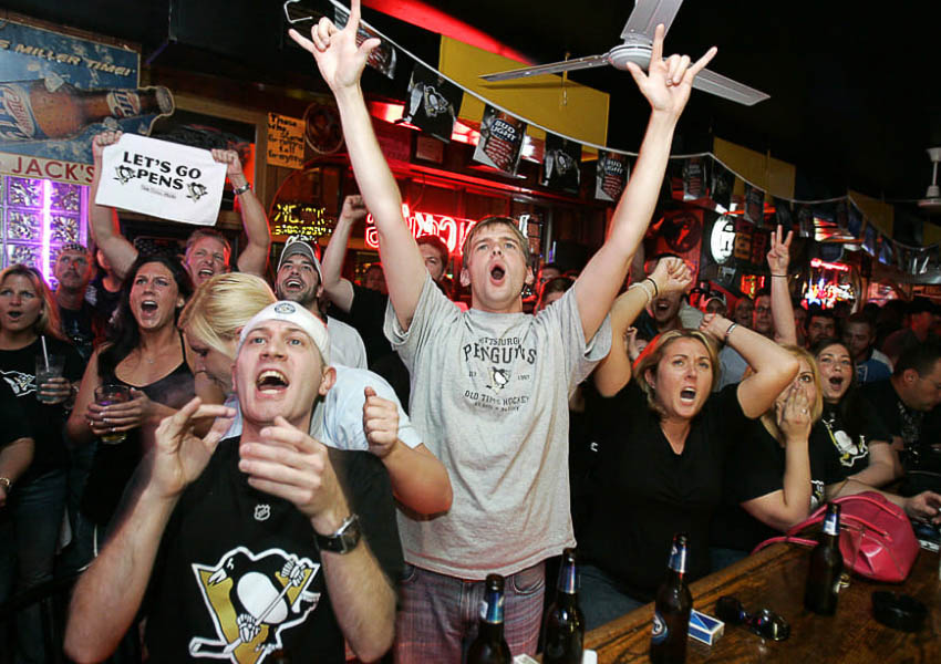 Need a Drink? Check Out Our Fav Dive Bars in Pittsburgh