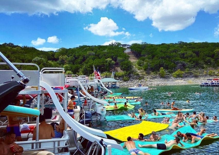 boat rentals in austin