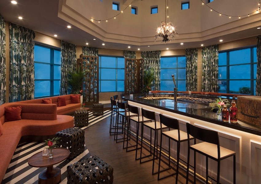 Get Your Post-Beach Drink at The Best Bars in Daytona