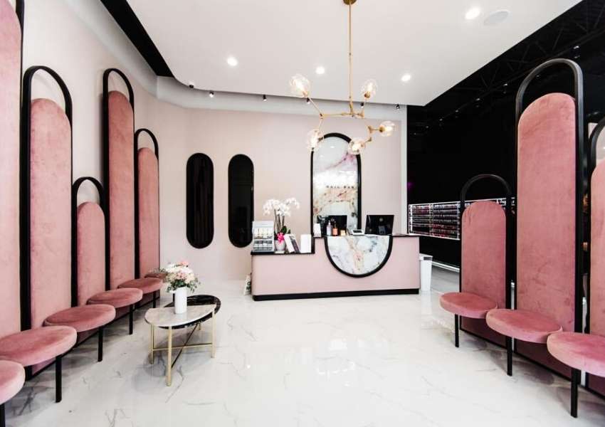 Gloss Nail Bar
