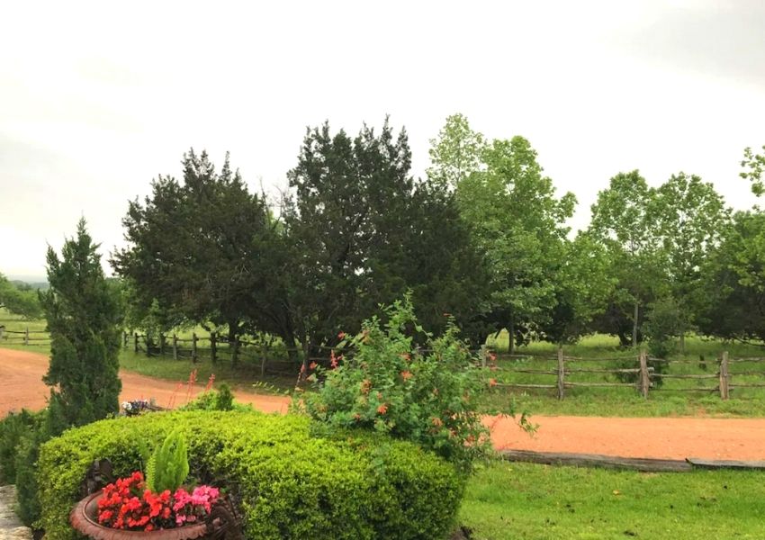 best places to stay in Fredericksburg