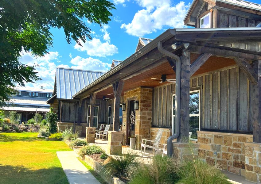best places to stay in Fredericksburg