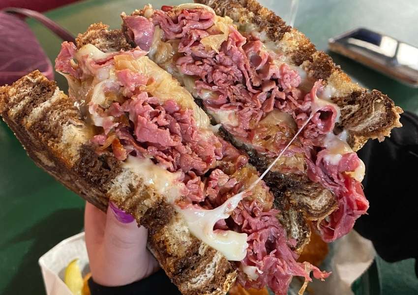 corned beef sandwiches in pittsburgh