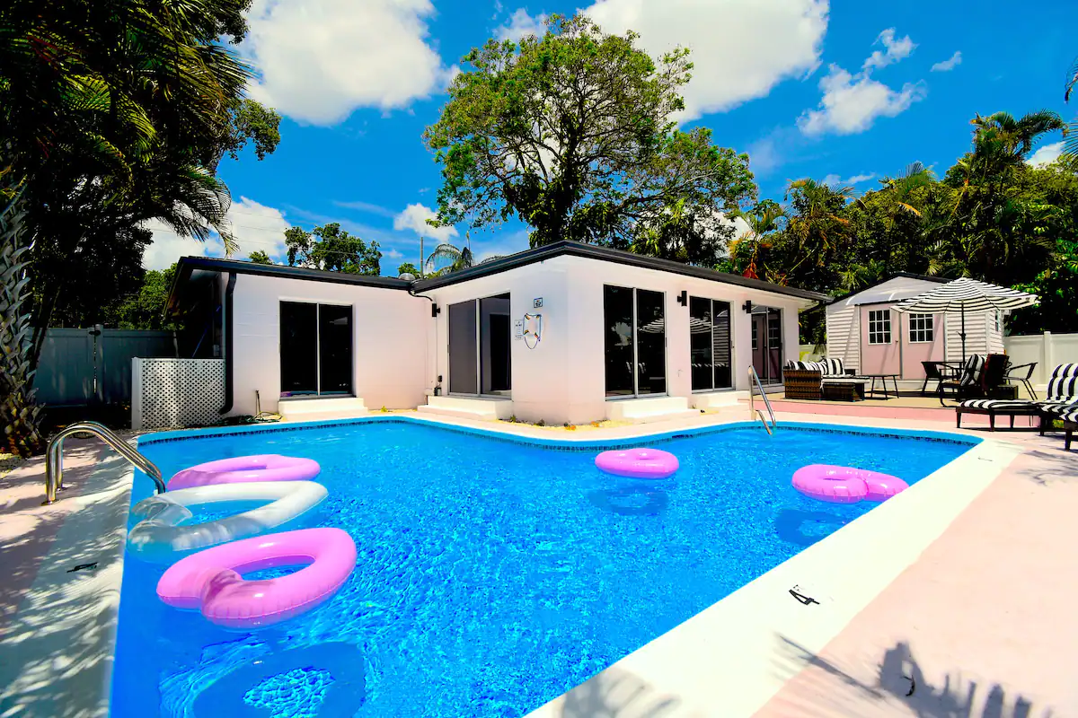 The Ultimate Guide for Airbnb in Tampa Bay