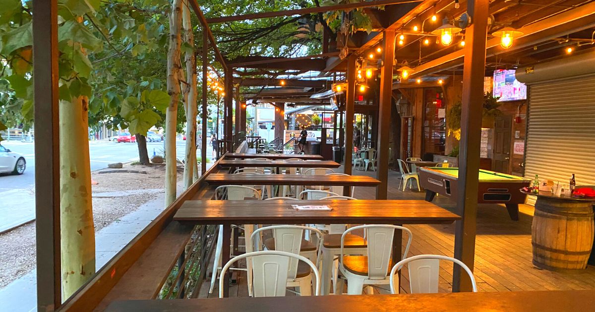 sports bars in downtown austin