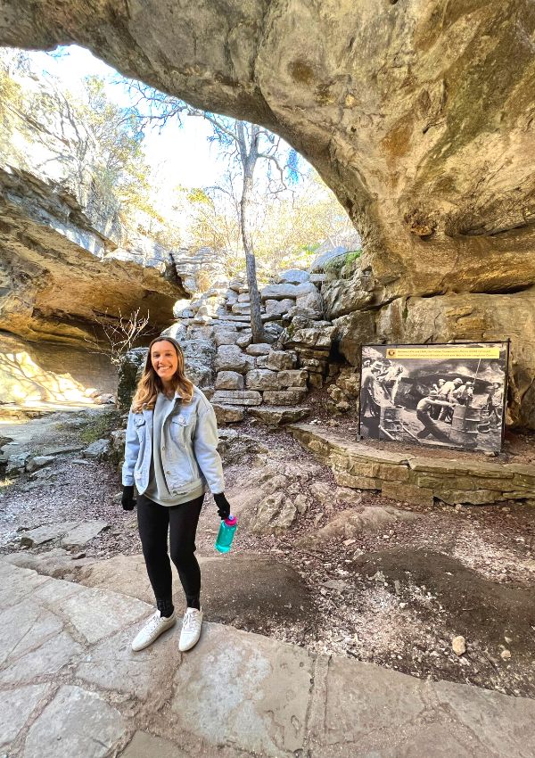 Enjoy the Best Day Trip to Horseshoe Bay: 11+ Things to Do
