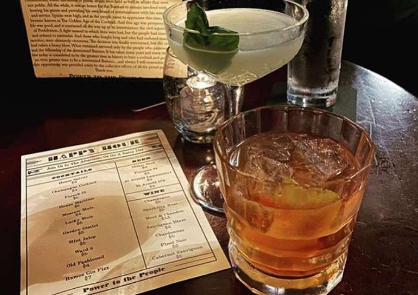 Parliament happy hours in Uptown